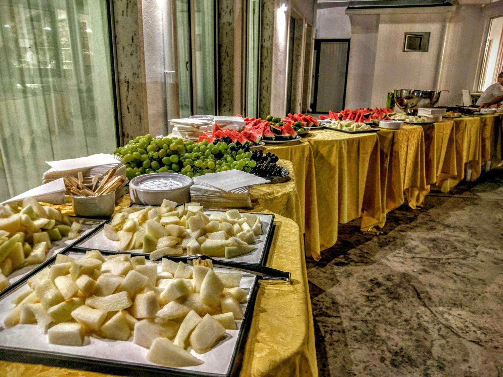 Max Luxury - Servizio Inclusa *