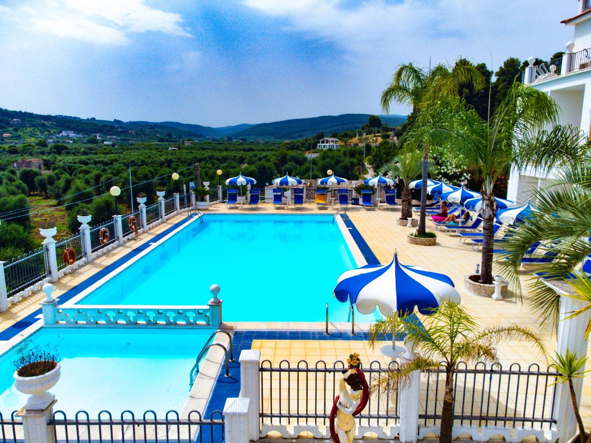 Bed and breakfast Max Luxury - Servizio Inclusa